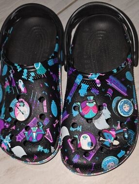 Haunted Mansion Crocs Womens 6